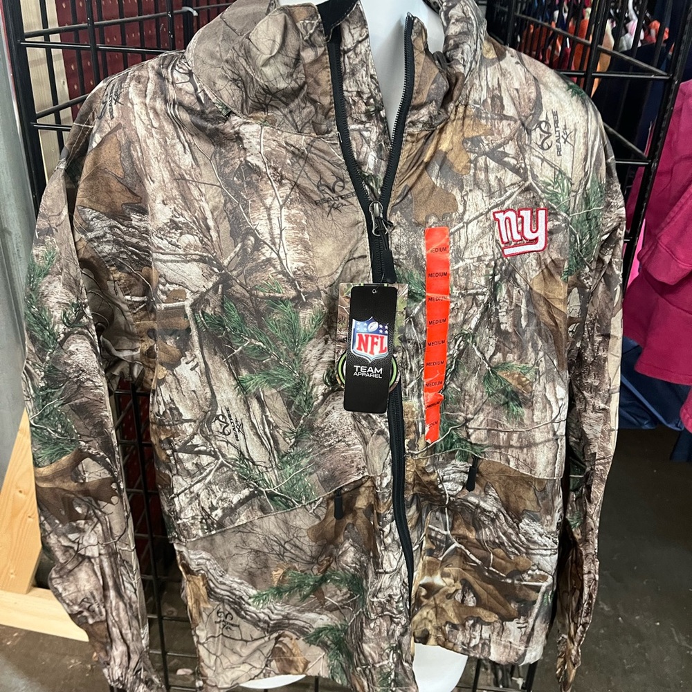 NWT MEN’S NEW YORK GIANTS CAMO ZIP UP JACKET